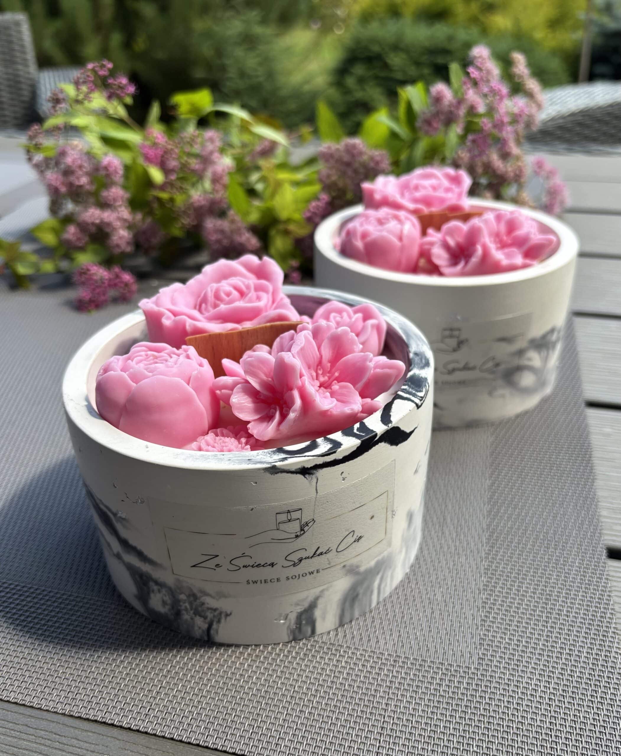 Świeca sojowa „Kwiatowy Szept” 450 g