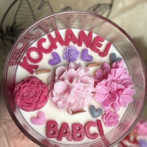 Świeca Sojowa „Kochanej Babci – Kwiatowa Elegancja” 400 g