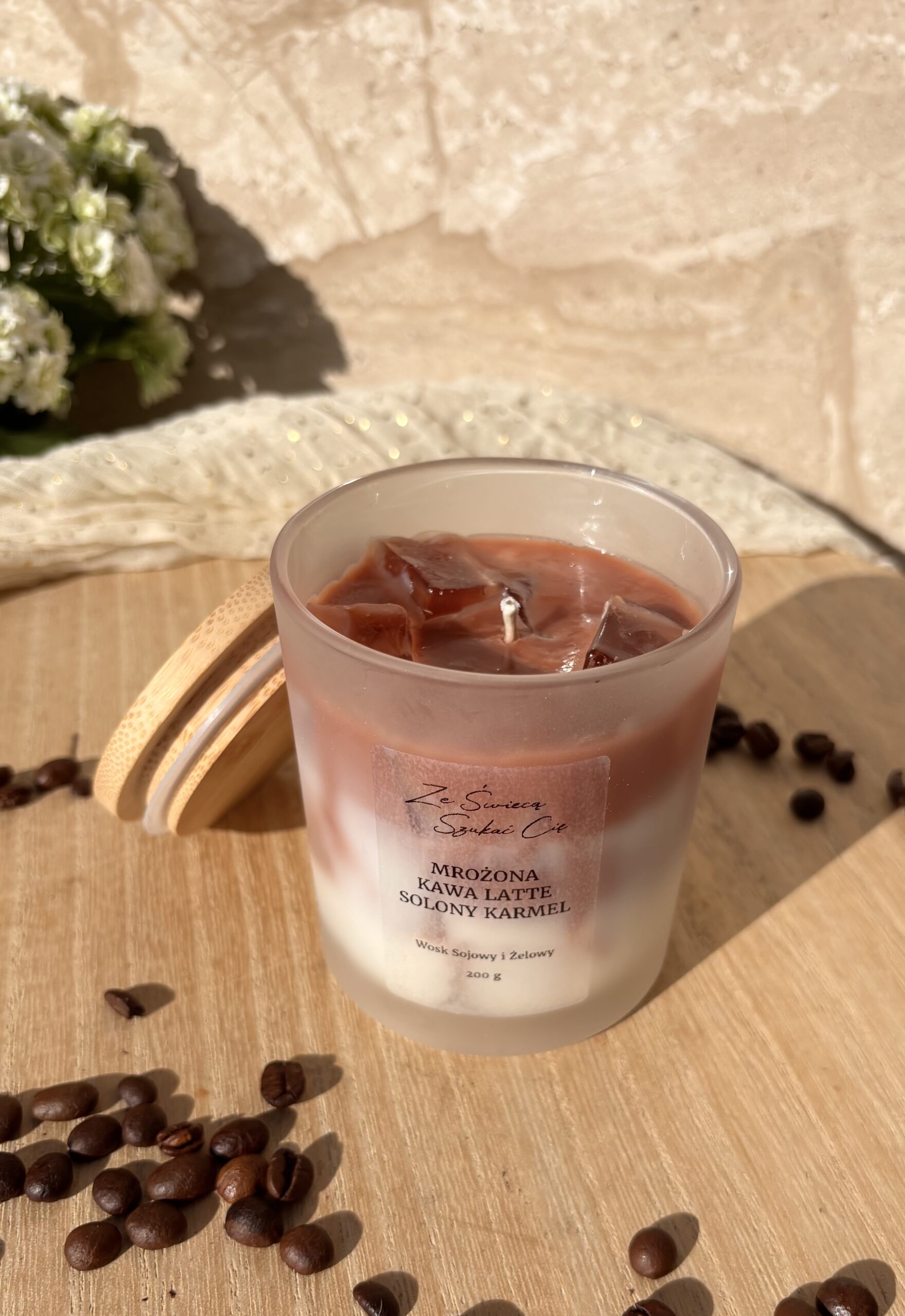 Świeca sojowa Mrożona Kawa Latte – Słony Karmel 200 g
