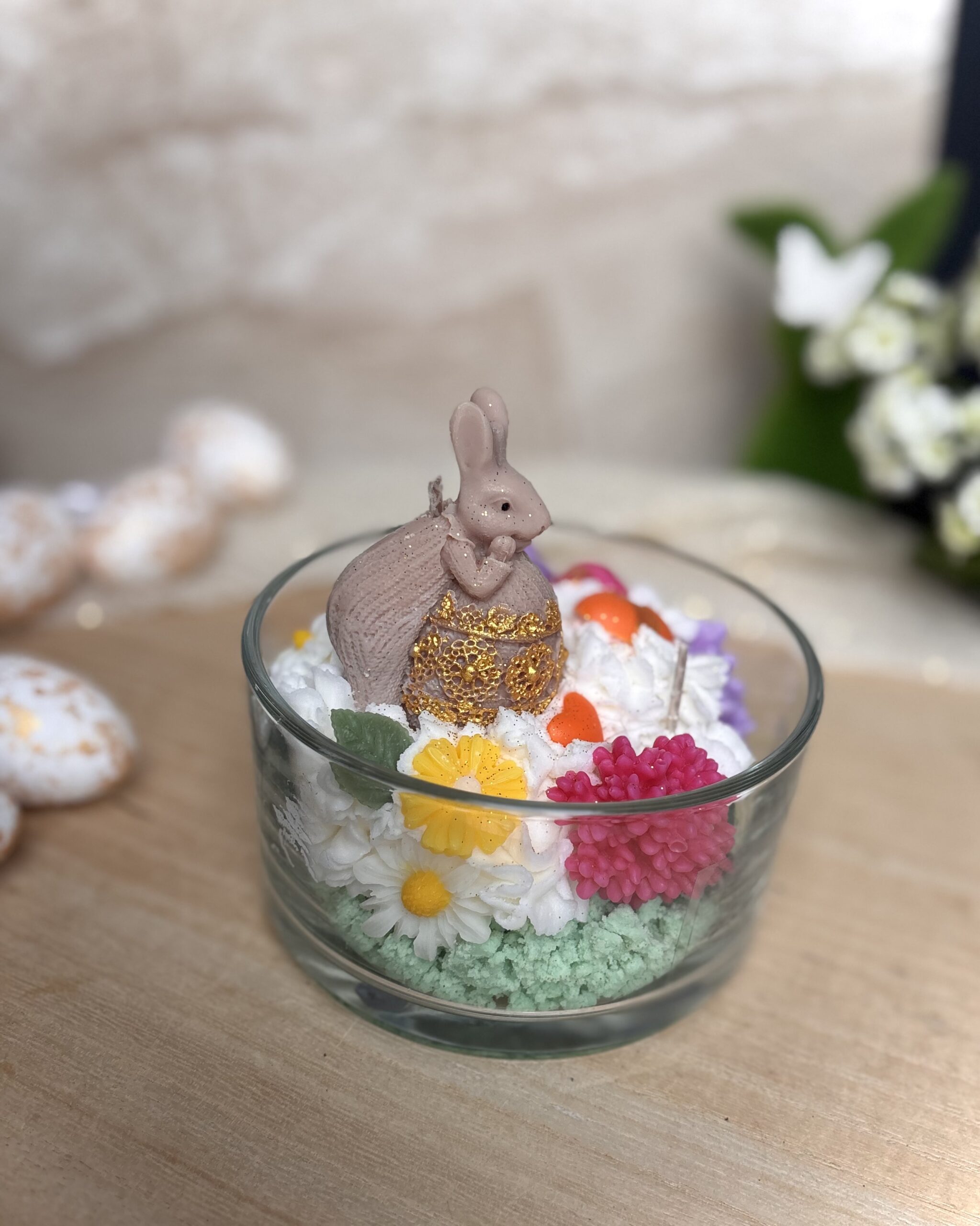 Świeca sojowa Wiosenny Zajączek z Pisanką i hiacyntami 400 g - obrazek 5